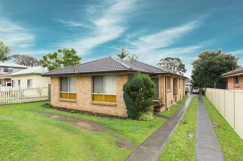 Main view of Homely unit listing, 3/104 Parkes Street, Oak Flats NSW 2529