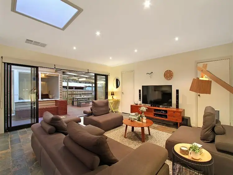 Seventh view of Homely house listing, 5 FAY Court, Croydon VIC 3136