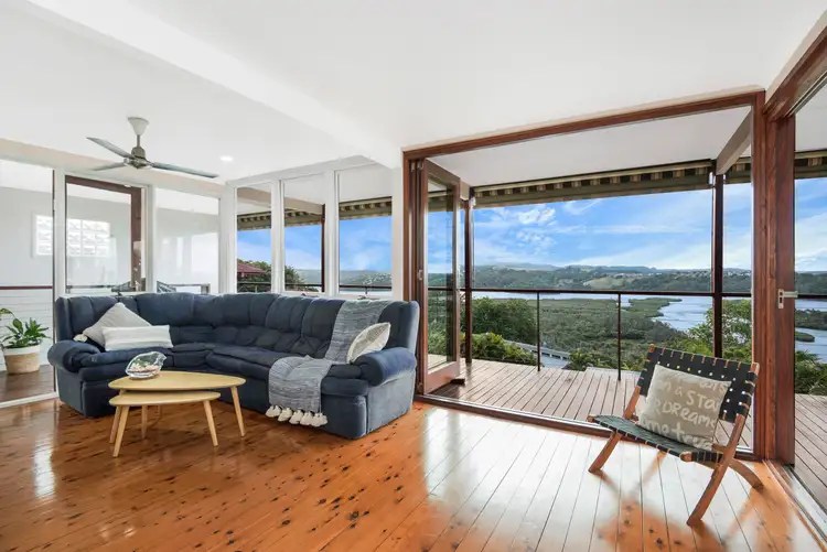 90 Hillcrest Avenue, Tweed Heads South NSW 2486
