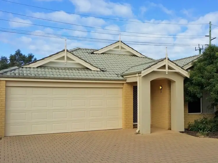 2/117 Stafford Road, Kenwick WA 6107