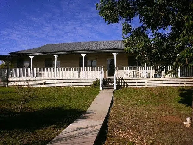12a Bassett Street, Bingara NSW 2404