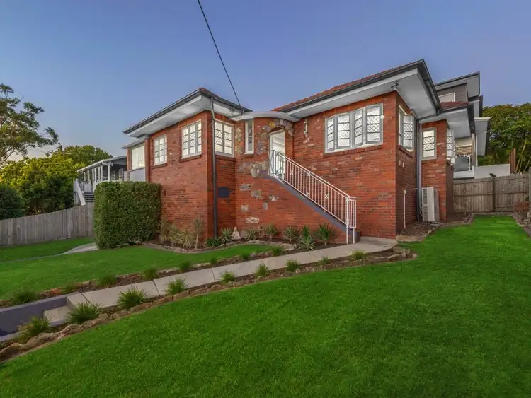 Second view of Homely house listing, 167 Hawthorne Road, Hawthorne QLD 4171