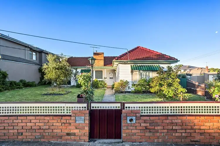 Second view of Homely house listing, 21 Paloma Street, Bentleigh East VIC 3165