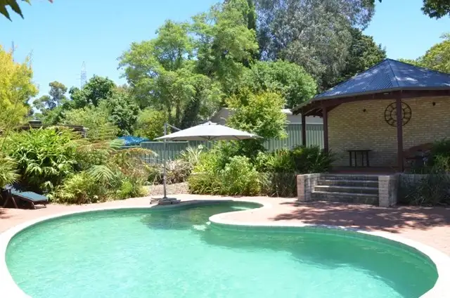 12 Lawnbrook Road East, Bickley WA 6076