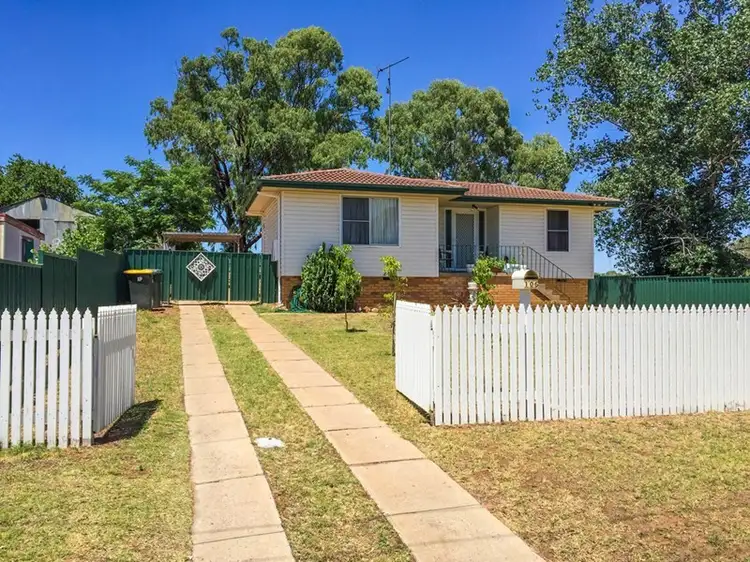 106 Bolton Street, Narrandera NSW 2700