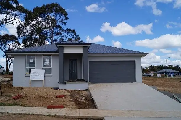 145 Tilston Way, Orange NSW 2800