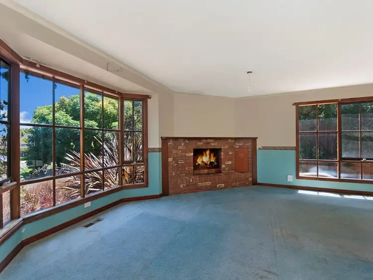 Second view of Homely house listing, 8 Michelle Court, Warrnambool VIC 3280