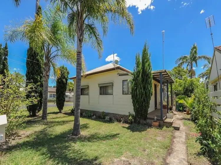 46 Dorothy Avenue, Woy Woy NSW 2256