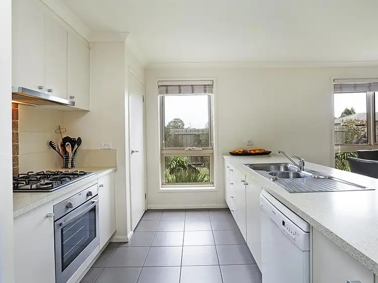 Fifth view of Homely house listing, 8 Bellagio Court, Whittington VIC 3219