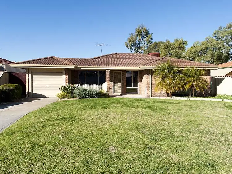 4B Deanna Court, Cooloongup WA 6168