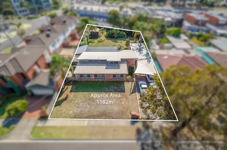 5 Henry Road, Wantirna South VIC 3152