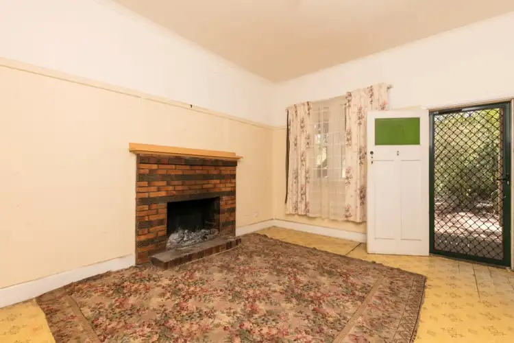 Second view of Homely house listing, 116 Lemon Avenue, Mildura VIC 3500