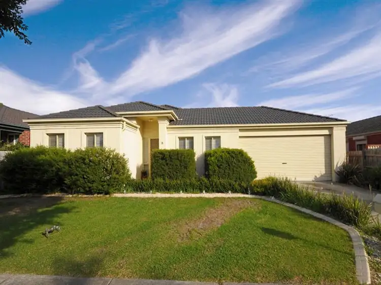 5 Delatite Way, Skye VIC 3977