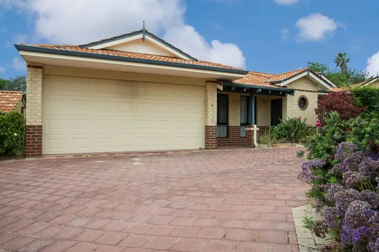 4/11 Kalamunda Road, Kalamunda WA 6076