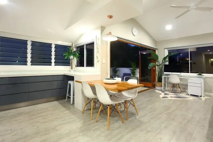 Fifth view of Homely villa listing, 1/52 Albatross Avenue, Mermaid Beach QLD 4218