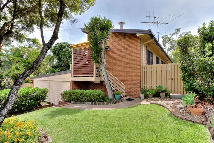 18 Lenore Crescent, Springwood QLD 4127