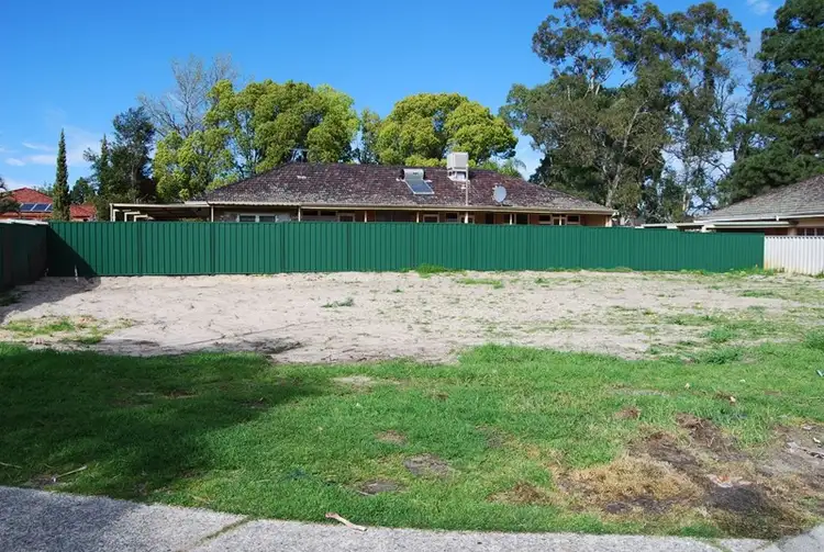 15 Howells Place, Gosnells WA 6110