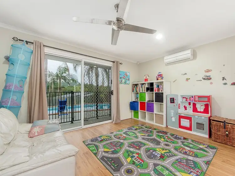 Sixth view of Homely house listing, 32 Merridown Drive, Merrimac QLD 4226