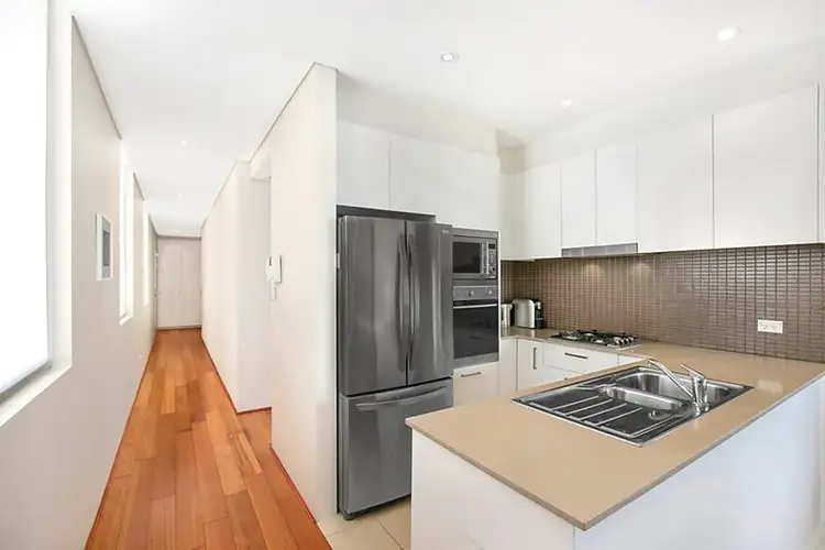 Fifth view of Homely apartment listing, 7/6 Moore Street, Bondi NSW 2026