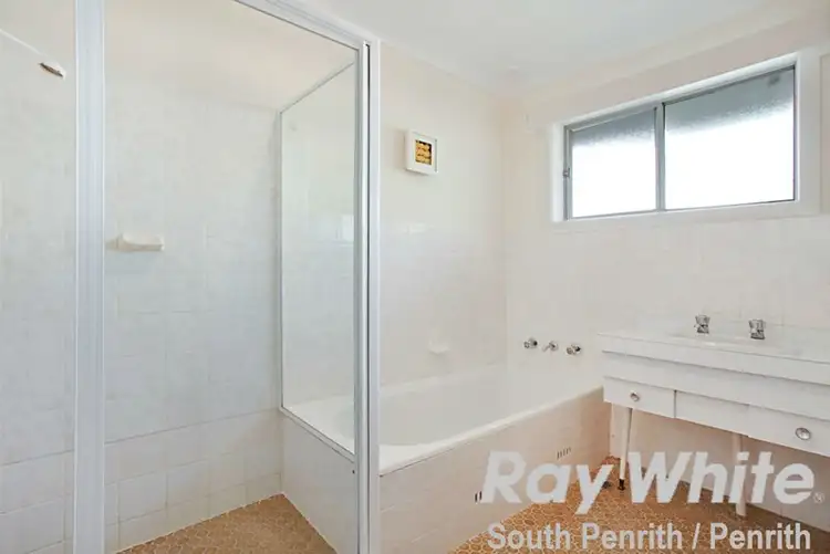 Seventh view of Homely house listing, 4 Kennedy Drive, South Penrith NSW 2750