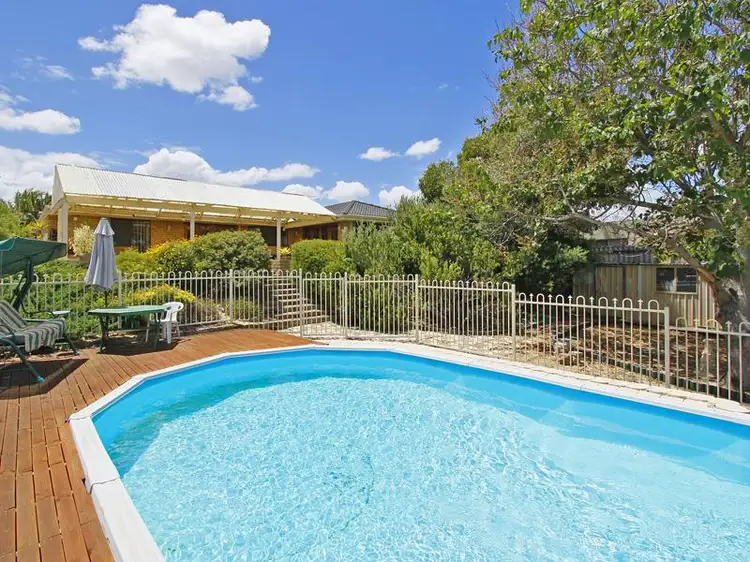 2 Skipper Place, Ballajura WA 6066