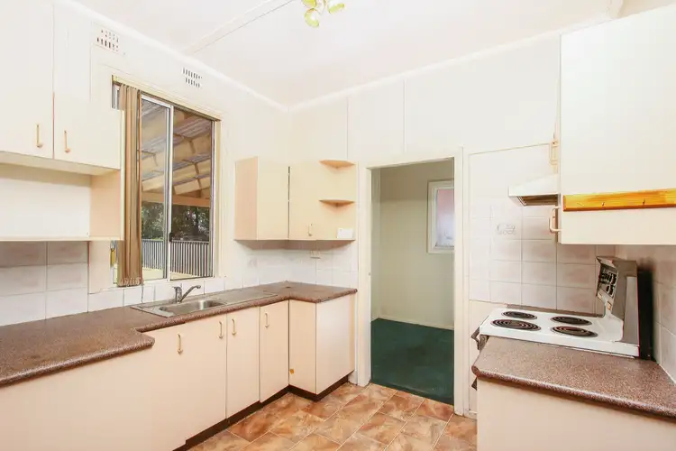 Sixth view of Homely house listing, 5 King Street, Goulburn NSW 2580