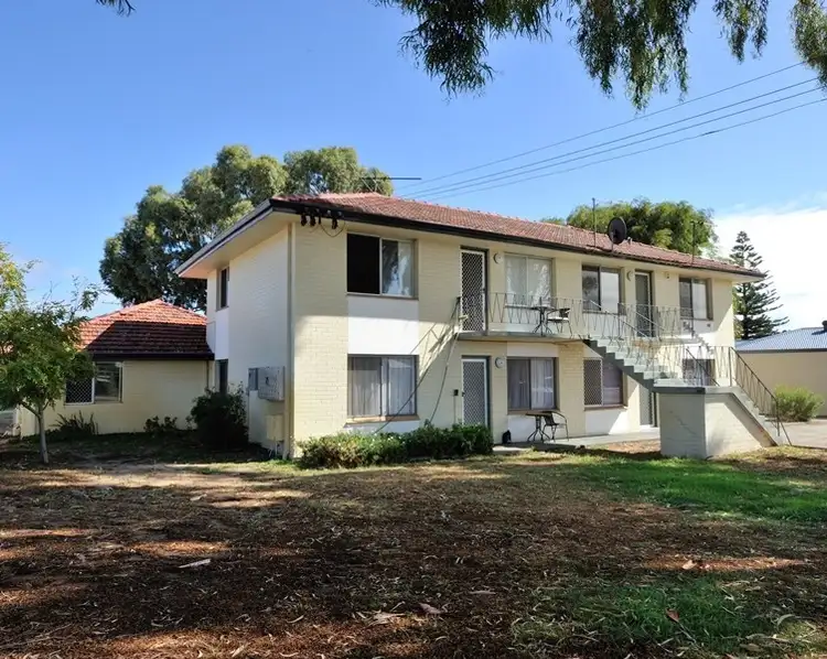 2/18 Waller Street, Rockingham WA 6168