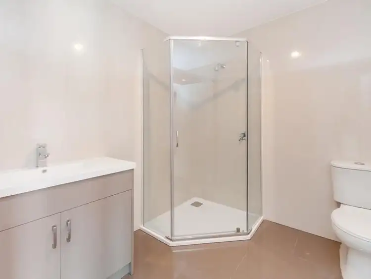 Seventh view of Homely house listing, 5 Leon Avenue, Rosebud VIC 3939