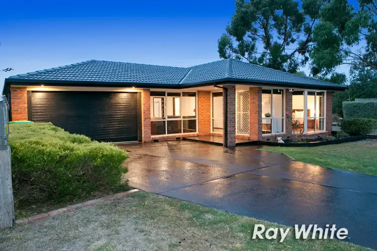 1 Banksia Court, Langwarrin VIC 3910