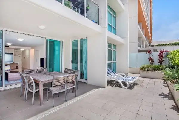 G04/2 Creek Street 'Kirra Surf', Coolangatta QLD 4225