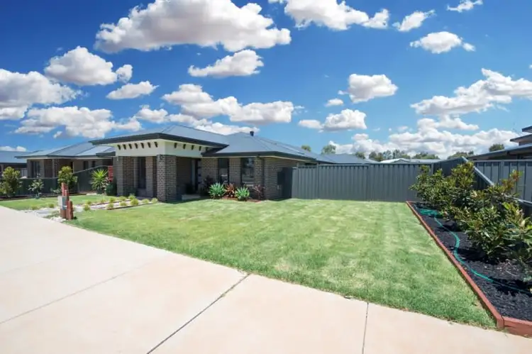 Second view of Homely house listing, 25 Tower Avenue, Swan Hill VIC 3585