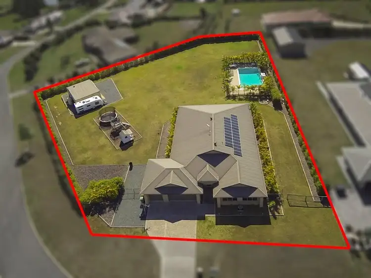 18 Ginger Rogers Road, Maudsland QLD 4210