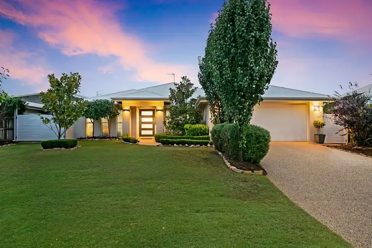 10 Fallon Drive, Middle Ridge QLD 4350