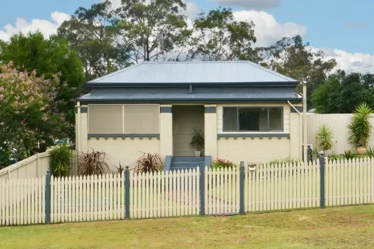 8 Nelson Street, Abermain NSW 2326