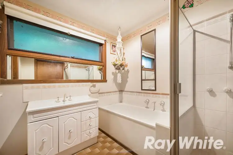 Sixth view of Homely house listing, 5 Gum Court, Knoxfield VIC 3180