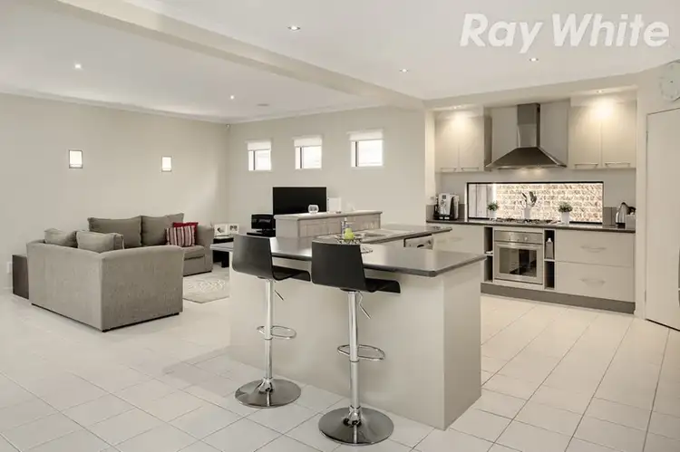 Fourth view of Homely house listing, 15 Scarlet Drive, Bundoora VIC 3083