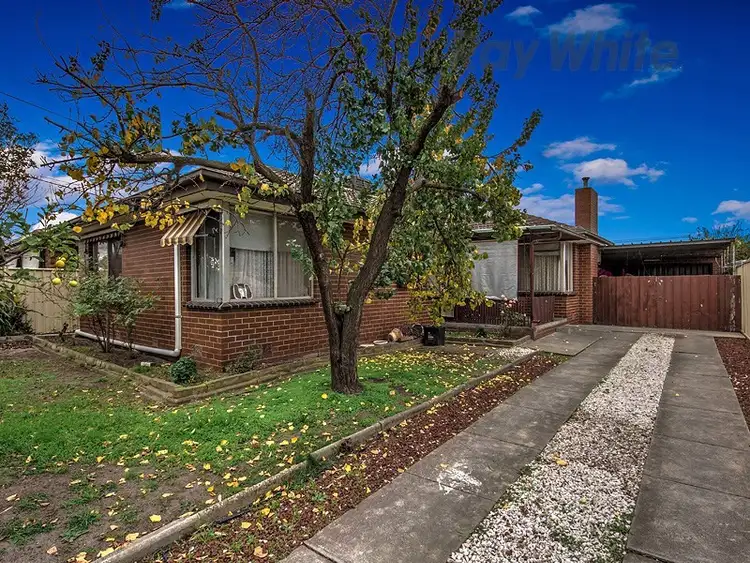68 Mullhall Drive, St Albans VIC 3021