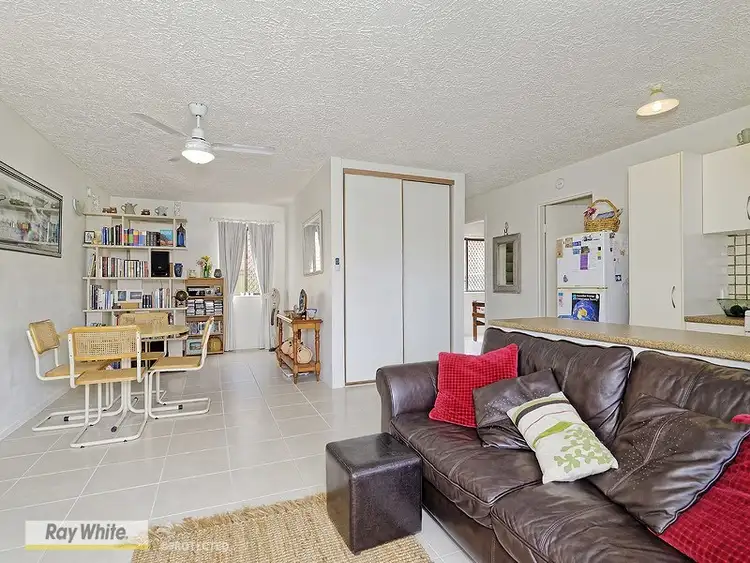 Third view of Homely unit listing, 2/2 Osbourne Street, Scarborough QLD 4020