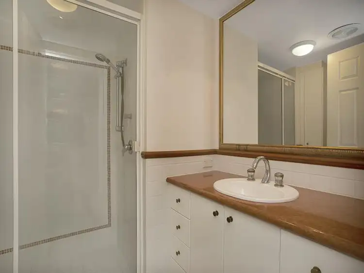 Fifth view of Homely apartment listing, 4/100 'Central Tce Adelphi Springs', Cotlew St East, Southport QLD 4215