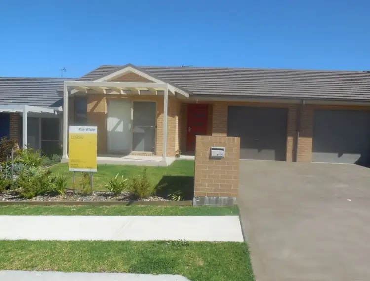 34 Churchill Circuit