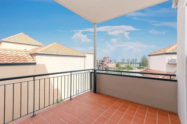 Seventh view of Homely house listing, Unit 3,19 Rosslare Promenade, Mindarie WA 6030