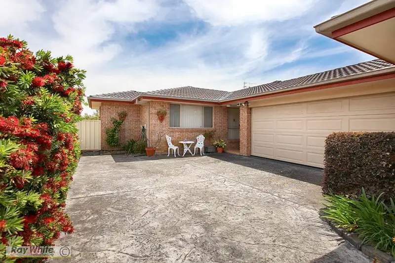 Main view of Homely townhouse listing, 2/34 Bent Street, Tuncurry NSW 2428