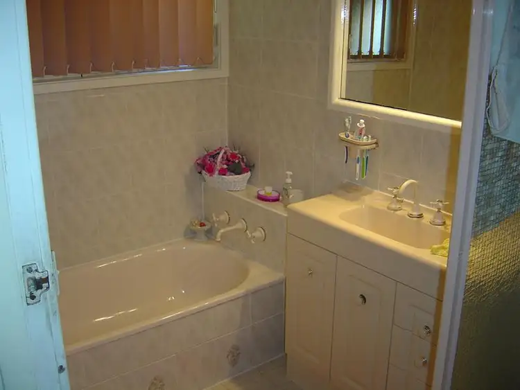 Fifth view of Homely house listing, 537 Grimshaw Street, Bundoora VIC 3083