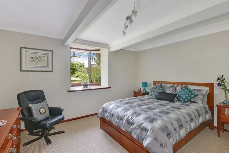 Seventh view of Homely house listing, 2 Bushlands Place, Hornsby Heights NSW 2077