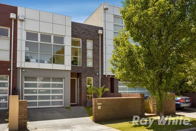 8 The Grove, Ascot Vale VIC 3032