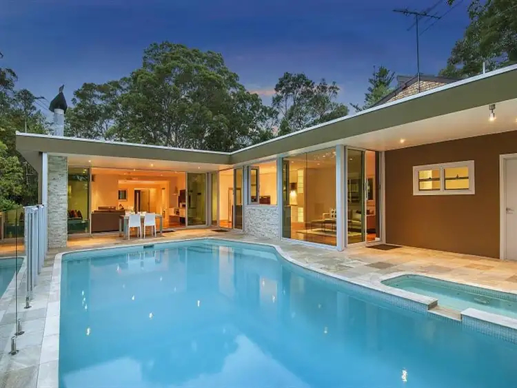 850 Henry Lawson Drive, Picnic Point NSW 2213
