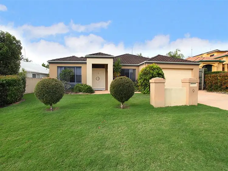 9 Crystal Waves Place, Alexandra Headland QLD 4572