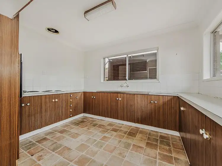 Fifth view of Homely house listing, 15 Hillview Parade, Ashmore QLD 4214