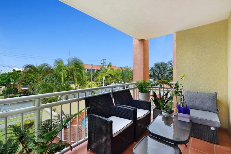 Main view of Homely unit listing, 10/78-80 Stanhill Drive, Chevron Island QLD 4217