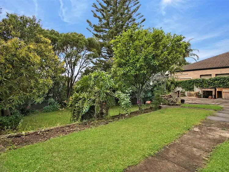 Sixth view of Homely house listing, 10 Sylvan Street, Sylvania NSW 2224